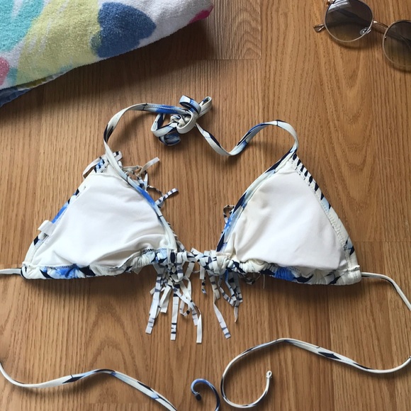 Xhilaration Bikini Top - Picture 2 of 4